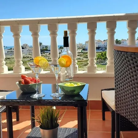 Apartamento ático Sol Y Mar *